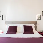 Apartment & Modern By Rent Como