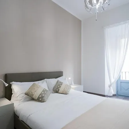 Apartmán Central Modern Apartment Como