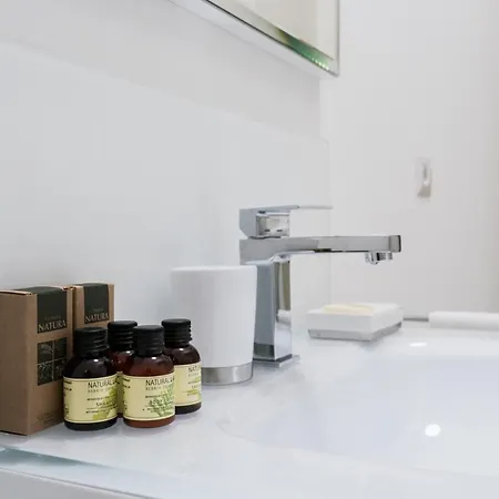 & Modern By Rent Apartman Como