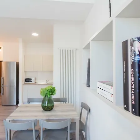 & Modern By Rent * Como