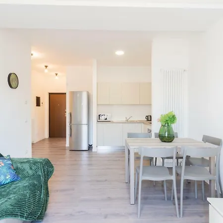 & Modern By Rent Apartment