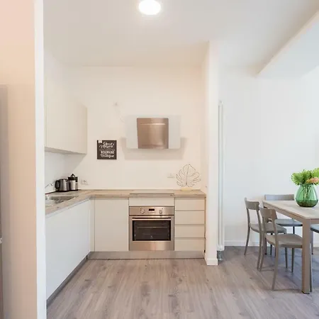 & Modern By Rent
