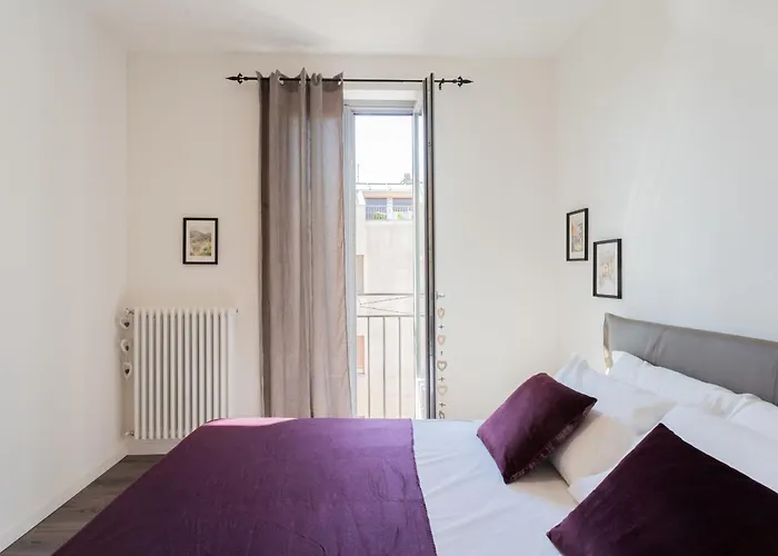 Central Modern Apartment Комо