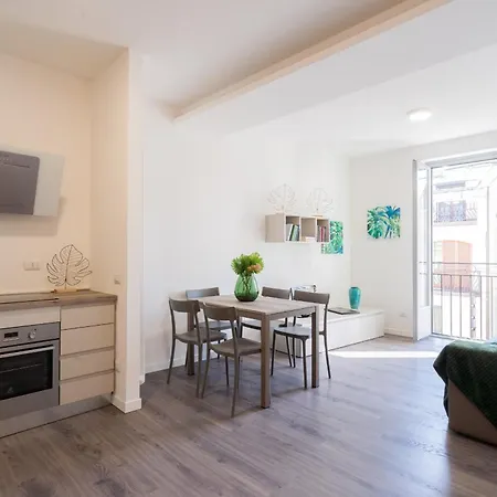 & Modern By Rent Como