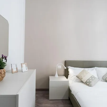 Central & Modern Apartment By Rent All Como Διαμέρισμα
