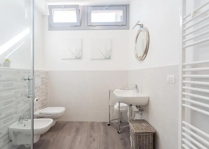 Central Modern Apartment 아파트